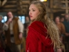 amanda-seyfried-cloak2-red-riding-hood