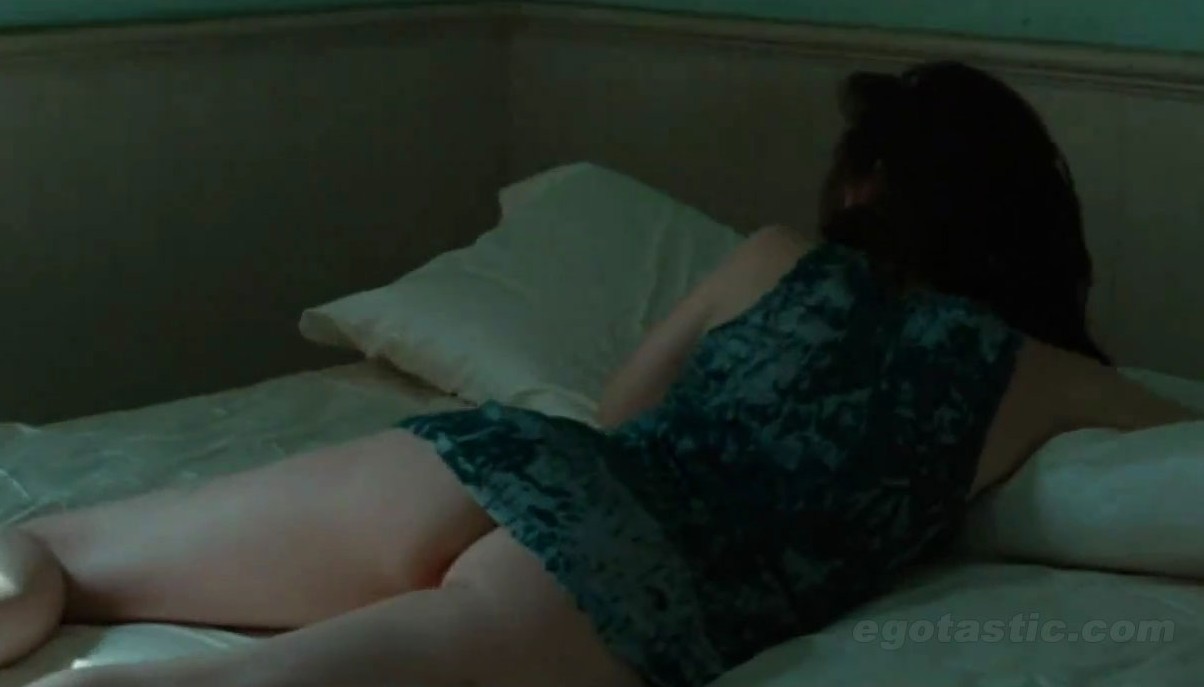 Clatto Verata » Bella in the Buff: Kristen Stewart Shows Ass in 'Welcome to  the Rileys' - The Blog of the Dead
