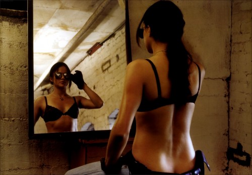 Michelle-Rodriguez-Half-Nude