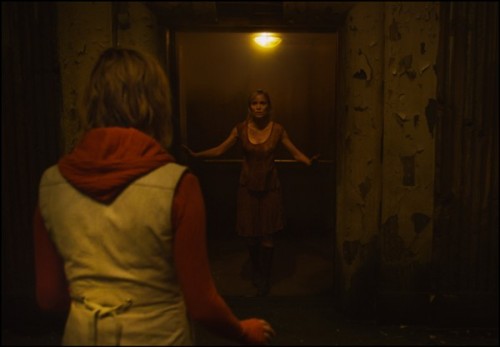 Radha-Mitchell-Silent-Hill-2