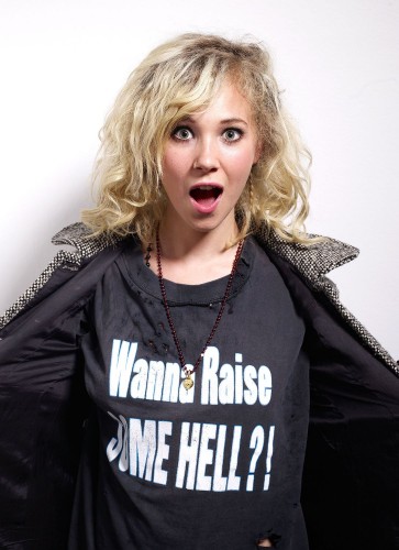 juno-temple-batman-hooker