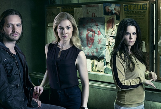 540px x 365px - Clatto Verata Â» Go Ape for Amanda Schull, Emily Hampshire in ...