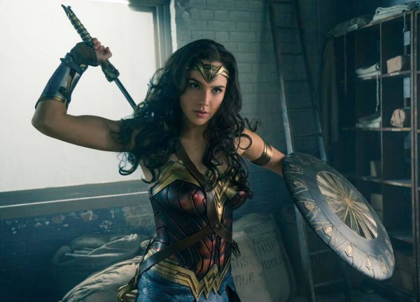 Clatto Verata ‘wonder Woman Is A Lesbian Girl Girl Action For Gal Gadot The Blog Of The Dead